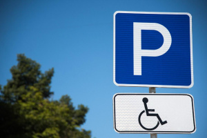 Законопроект о персонифицированном знаке «Инвалид» принят Госдумой в III чтении